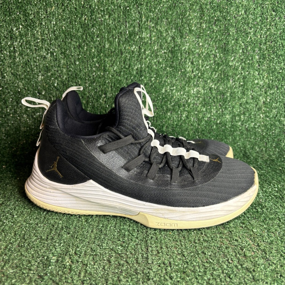 Jordan Ultra Fly 2 Low AH8110-021 Sporty Basketball Sneakers Black Mens Size 8